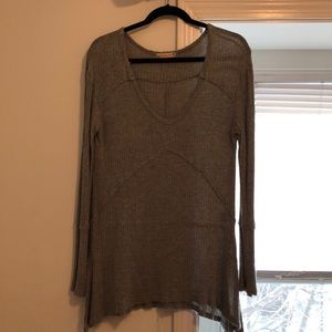 Iong sleeve grey sweater from “it’s our time”
